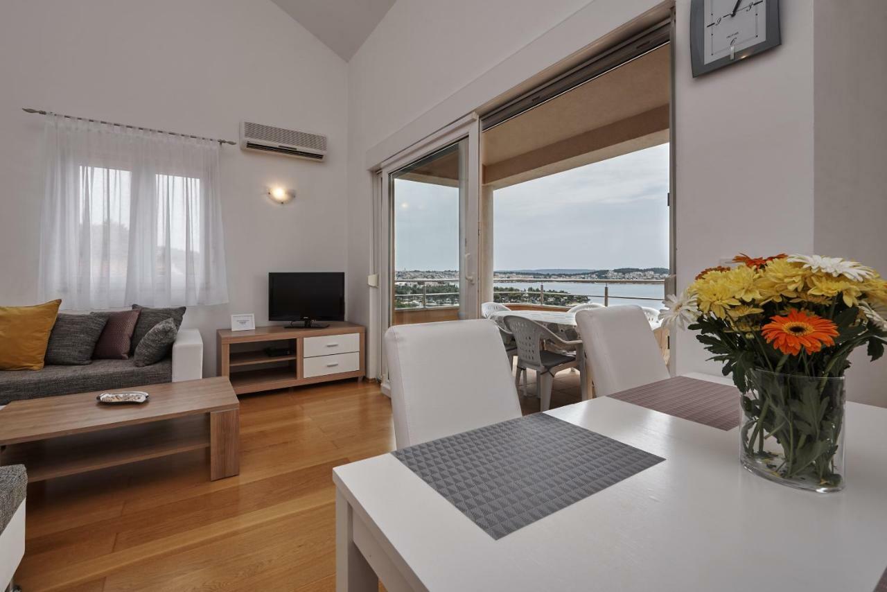 Buonocore Apartment Trogir Exterior foto