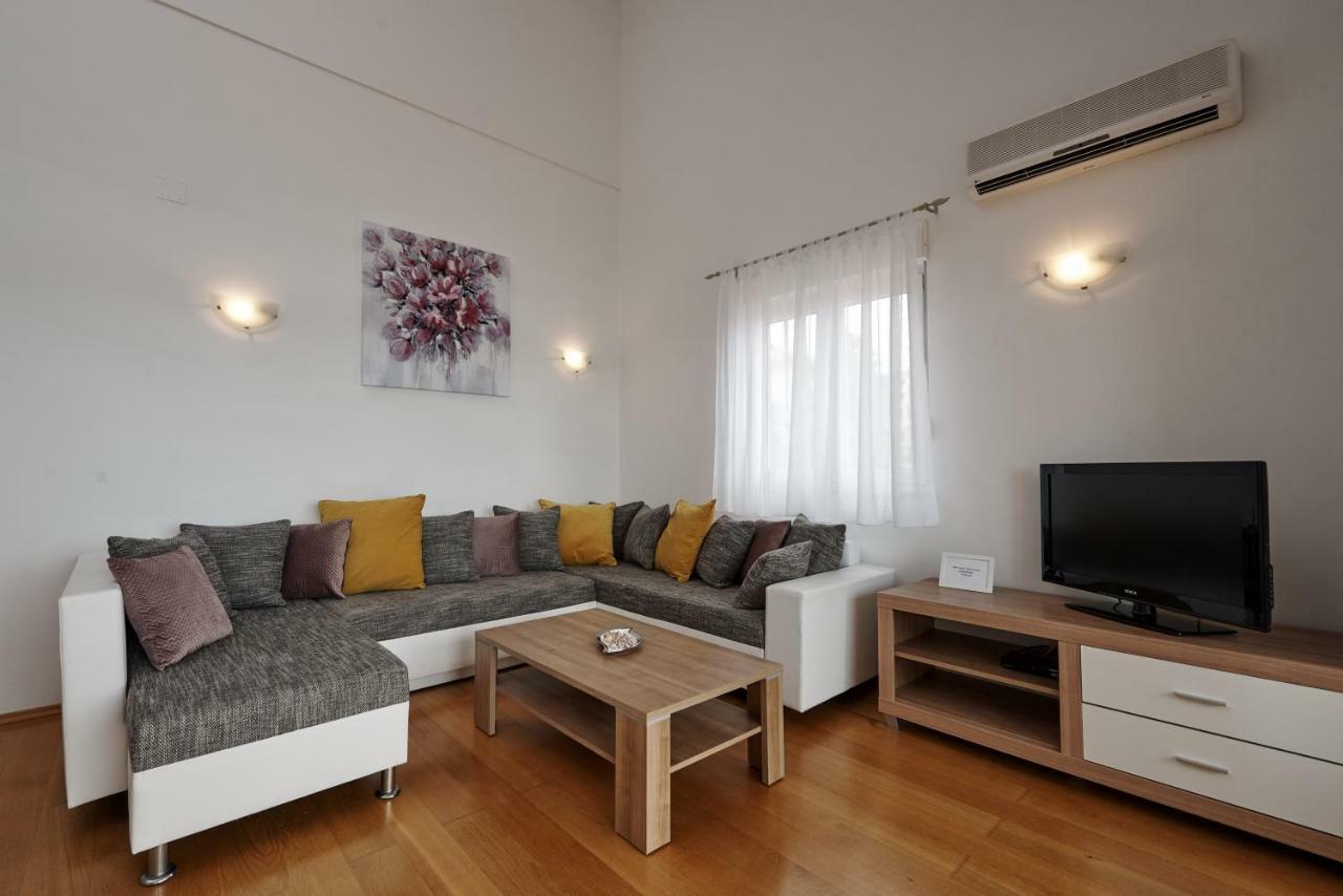 Buonocore Apartment Trogir Exterior foto