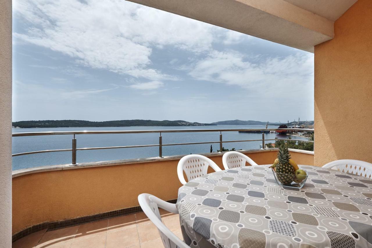 Buonocore Apartment Trogir Exterior foto